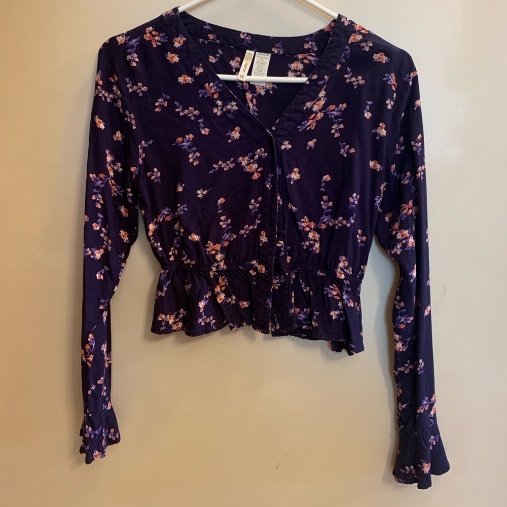 Japna Navy Blue Flower Print Long Sleeve Crop Top